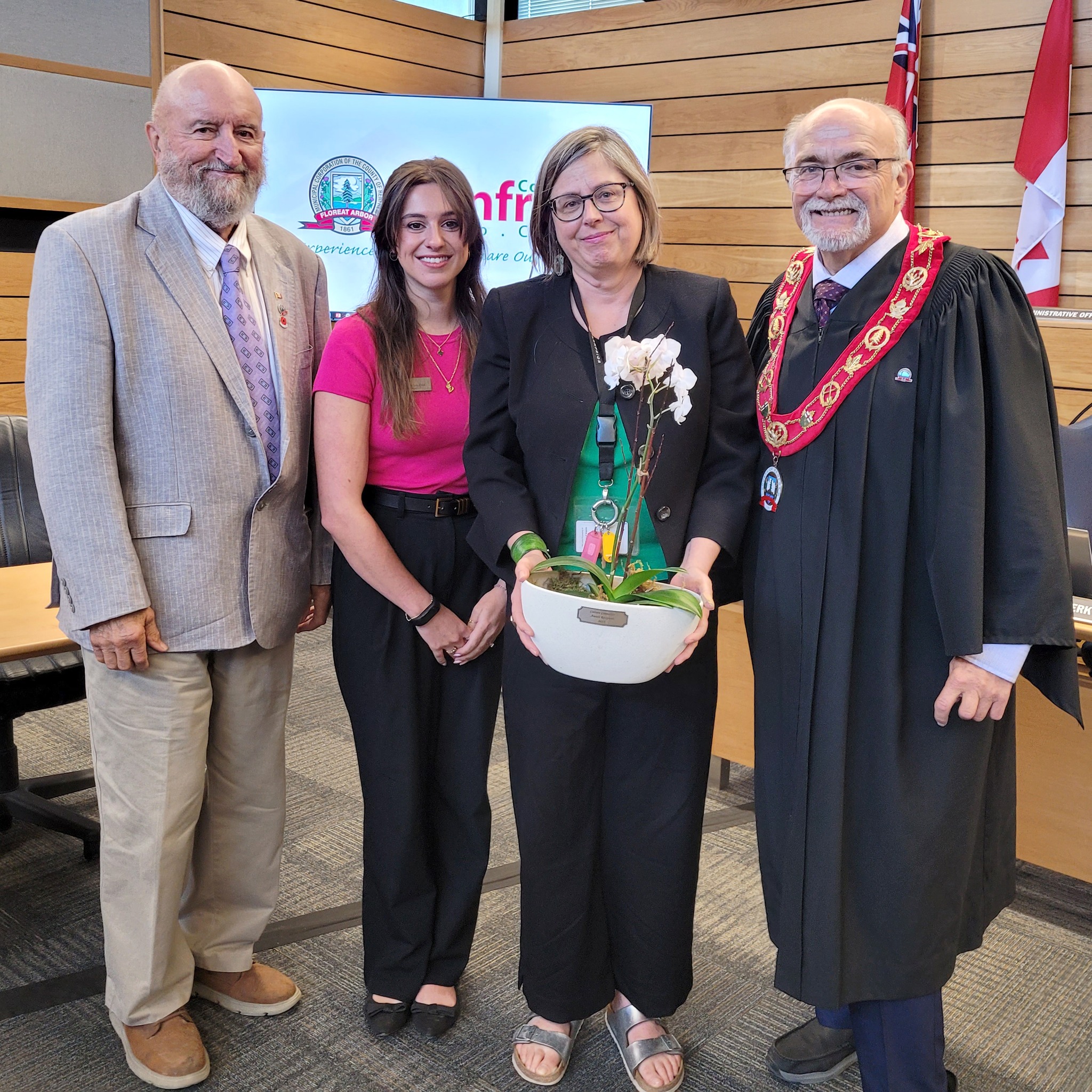 540790327_1092260466408238_4650552511517009810_n