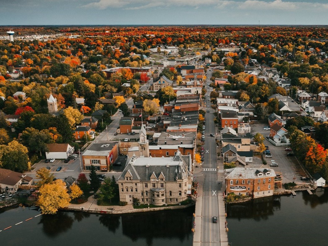 Whether you’re new to the region or looking to learn more about available supports, the Lanark & Renfrew Community Navigator can help